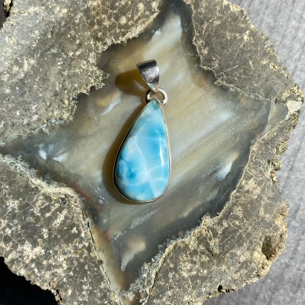 Genuine Larimar Gemstone, 925 Sterling Silver Pendant - Picture 14 of 15